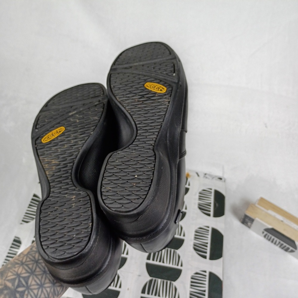 KEEN Kaci Black Full Grain Leather Slip On Clogs Shoes Womens 7 Nurse Work - Picture 8 of 9